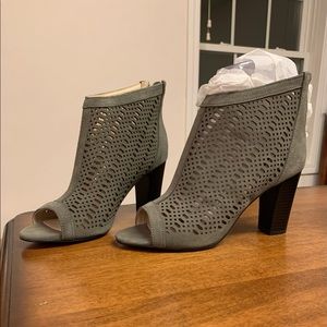 Brooks Brothers shoes size 8 new in box